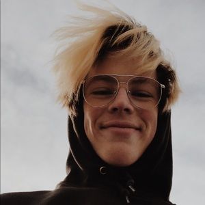 Meet your Posher, Will